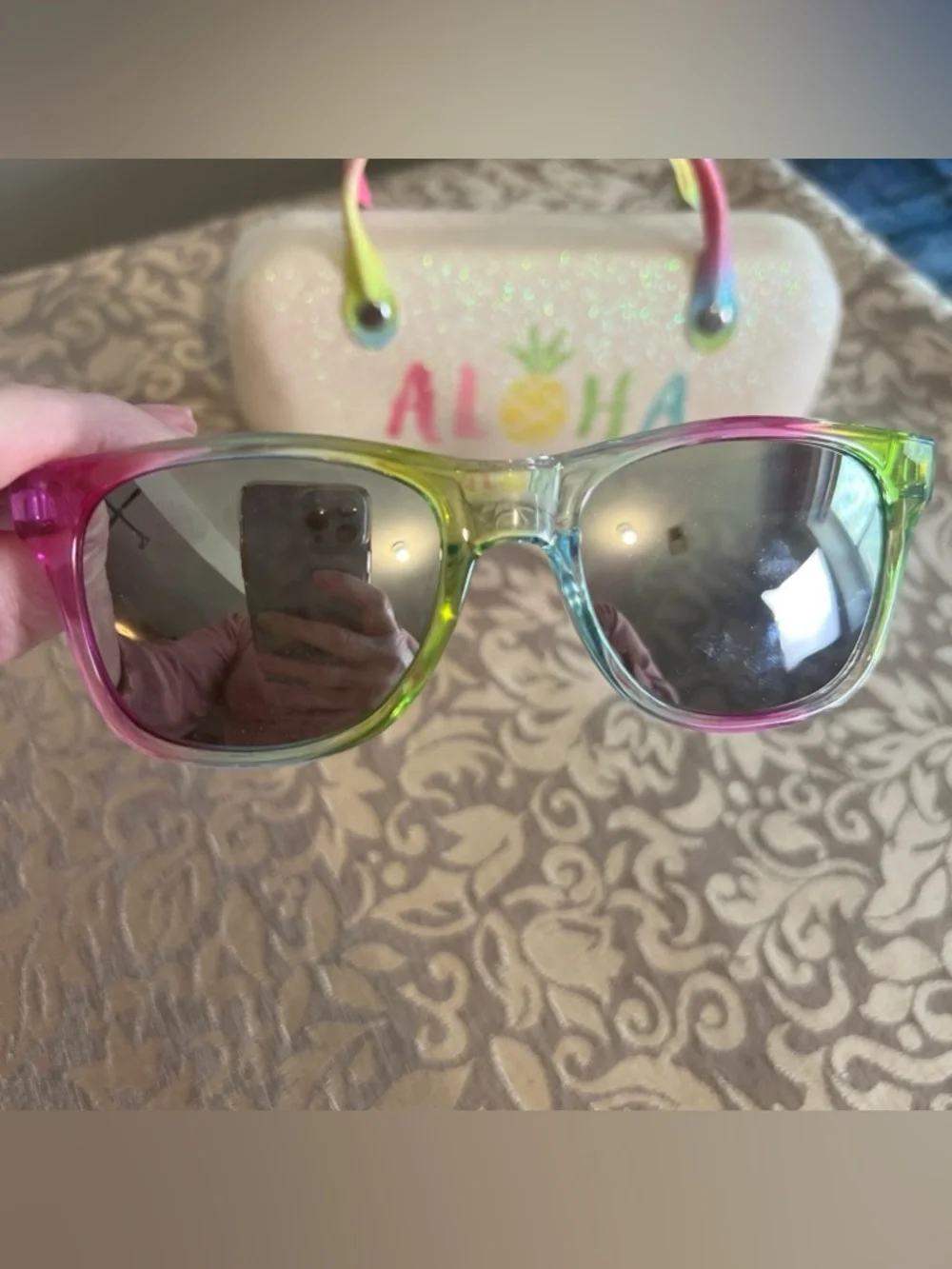Tommy Bahama Kids Colorful Sunglasses and Hard Case Aloha Hawaiian Theme